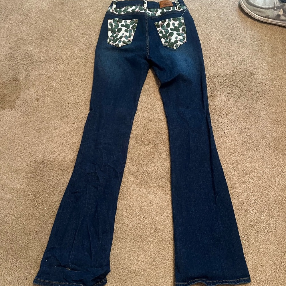 Ranch dressn size SMALL